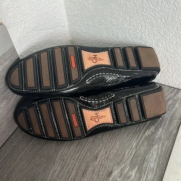 Cole Han loafers 8 - Picture 3 of 7